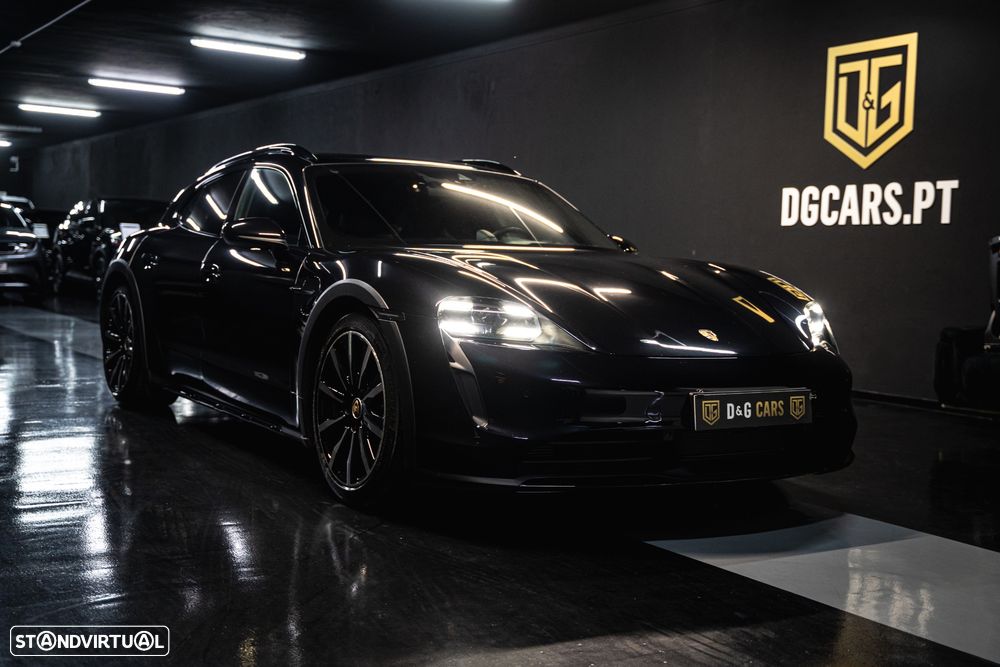 Porsche Taycan Cross Turismo