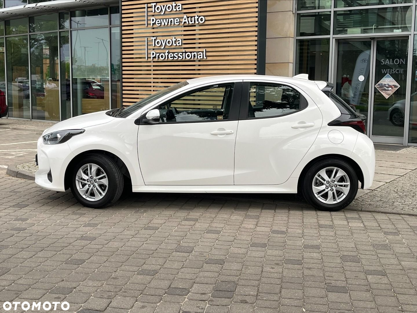 Toyota Yaris Hybrid 1.5 Comfort - 2