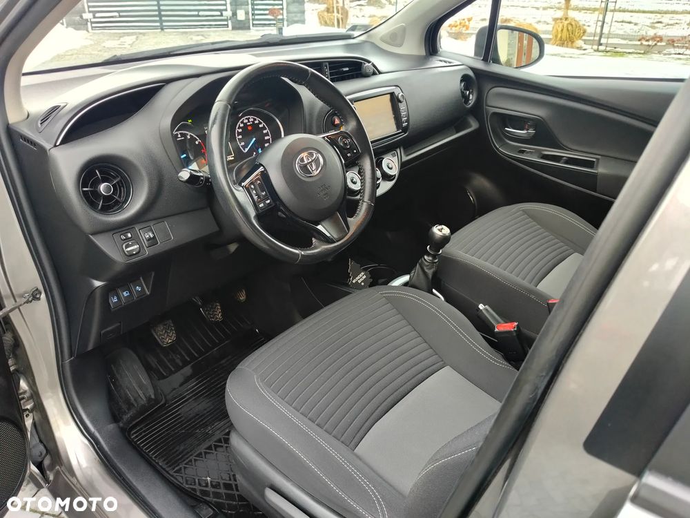 Toyota Yaris 1.5 Premium - 7