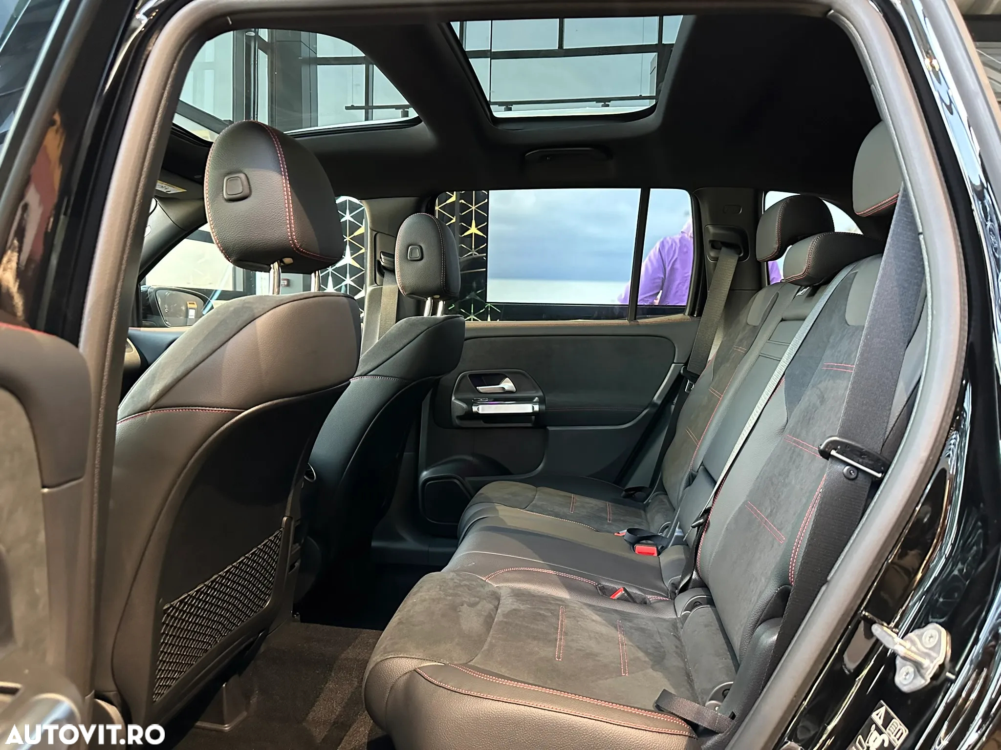Mercedes-Benz GLB 200 4MATIC Aut. - 12