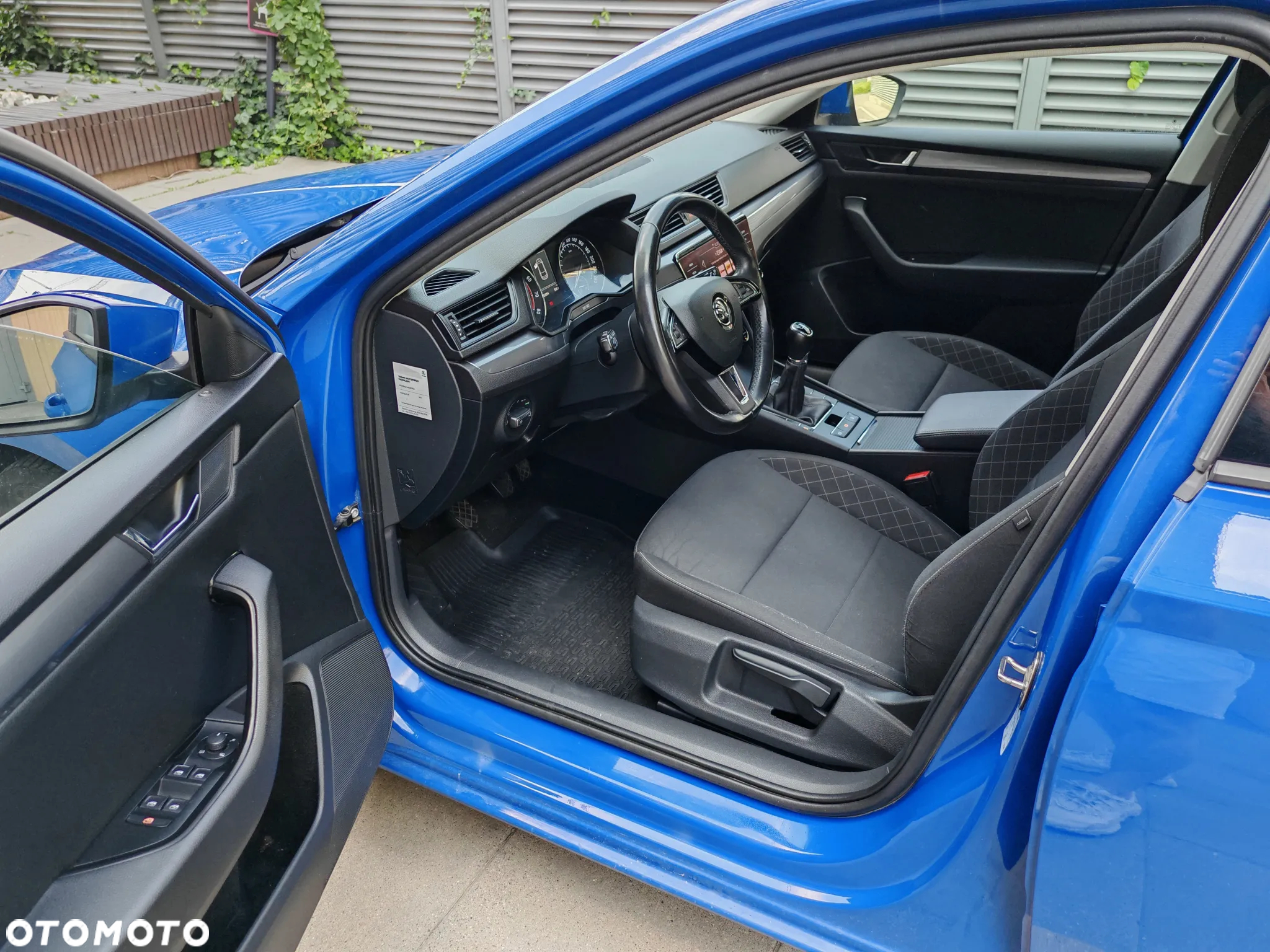 Skoda Superb 1.5 TSI ACT Active - 10
