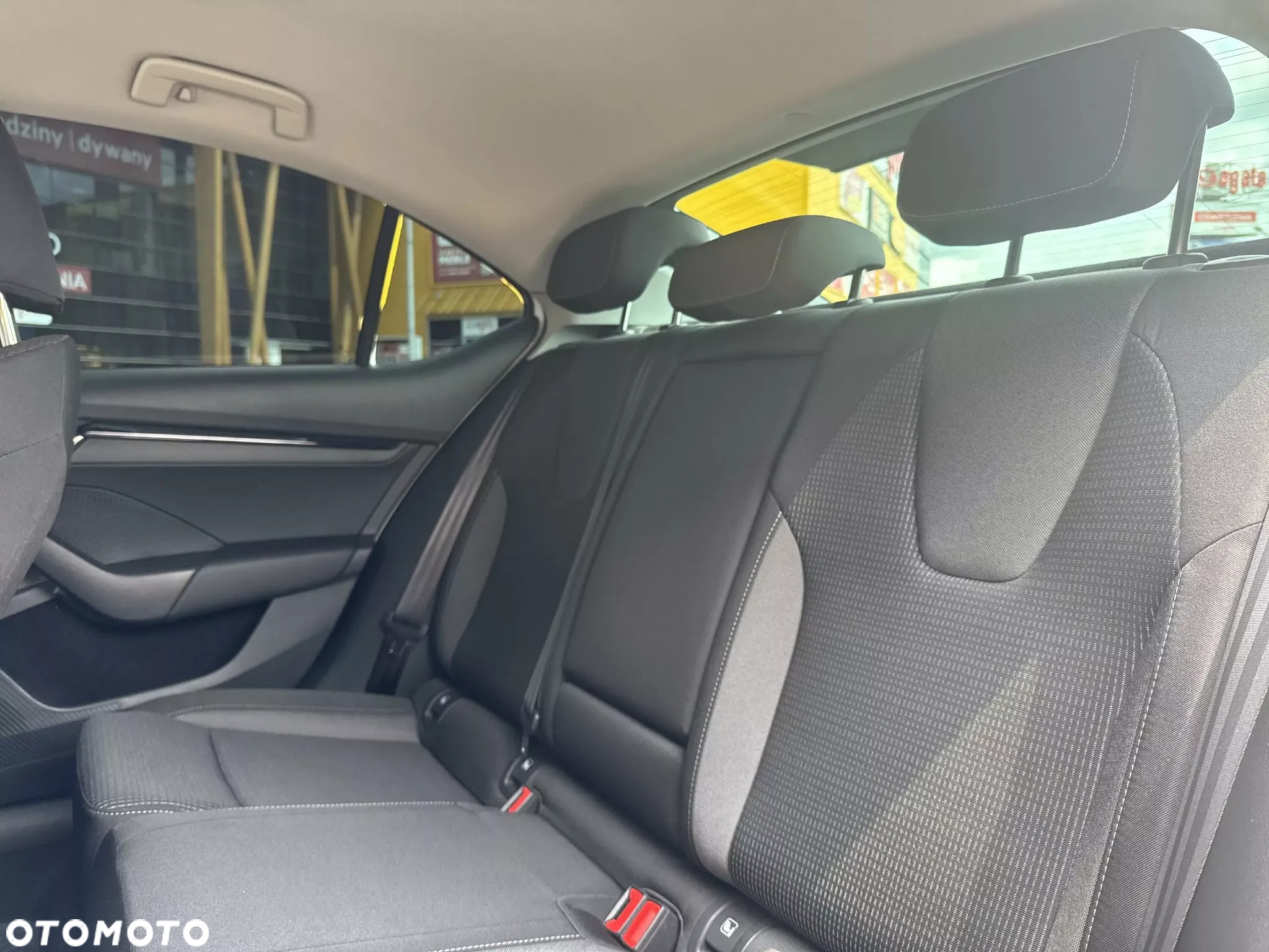 Skoda Octavia 2.0 TDI Ambition DSG - 17