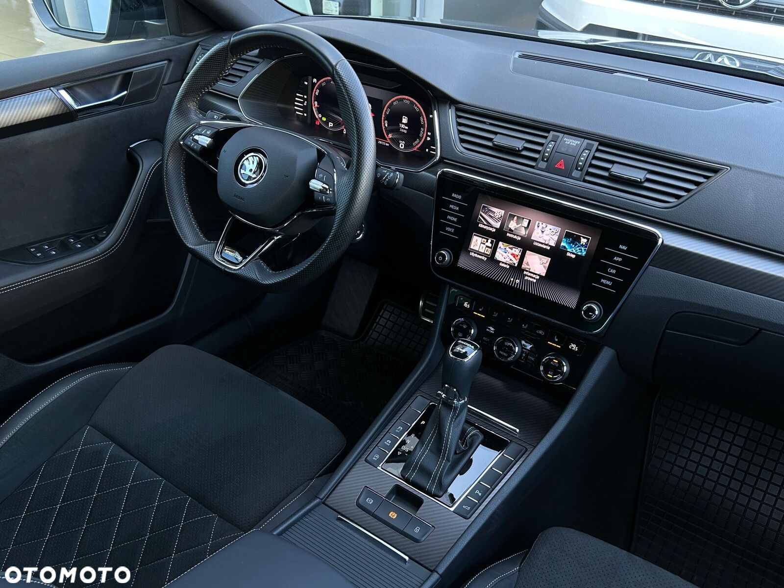 Skoda Superb 2.0 TSI 4x4 Sportline DSG - 17