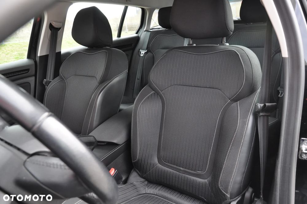 Renault Megane 1.6 SCe Life - 27