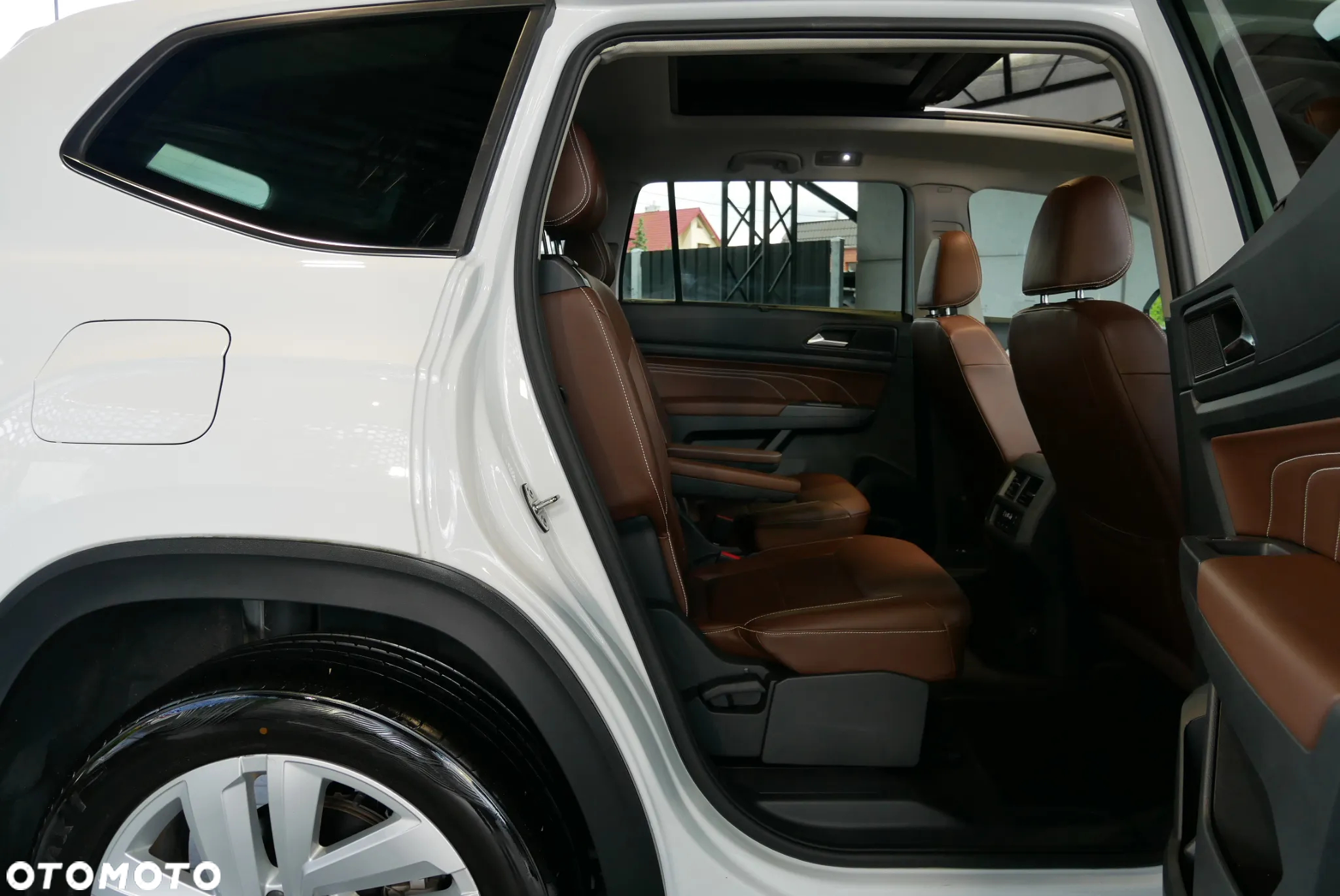 Volkswagen Atlas - 11