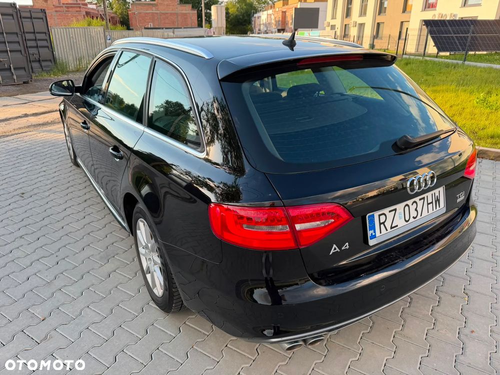 Audi A4 Limousine - 29
