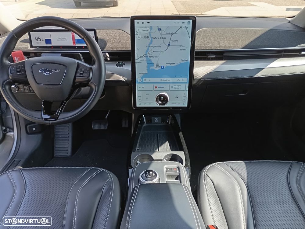 Ford Mustang Mach-E 75.7 kWh Premium AWD - 10