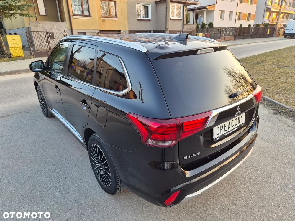 Mitsubishi Outlander - 20