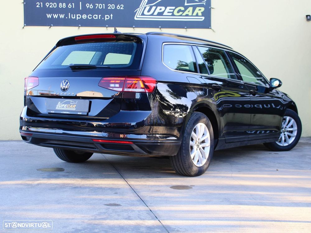 VW Passat Variant 2.0 TDi Business DSG - 16