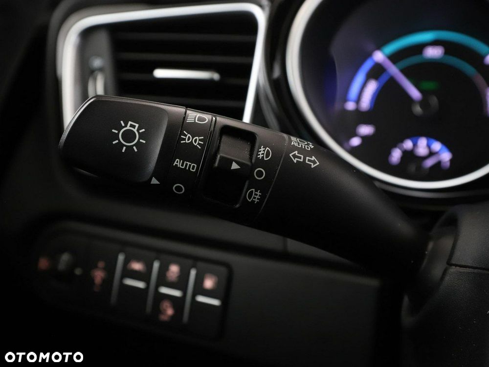 Kia XCeed 1.6 GDI DCT6 OPF VISION - 36