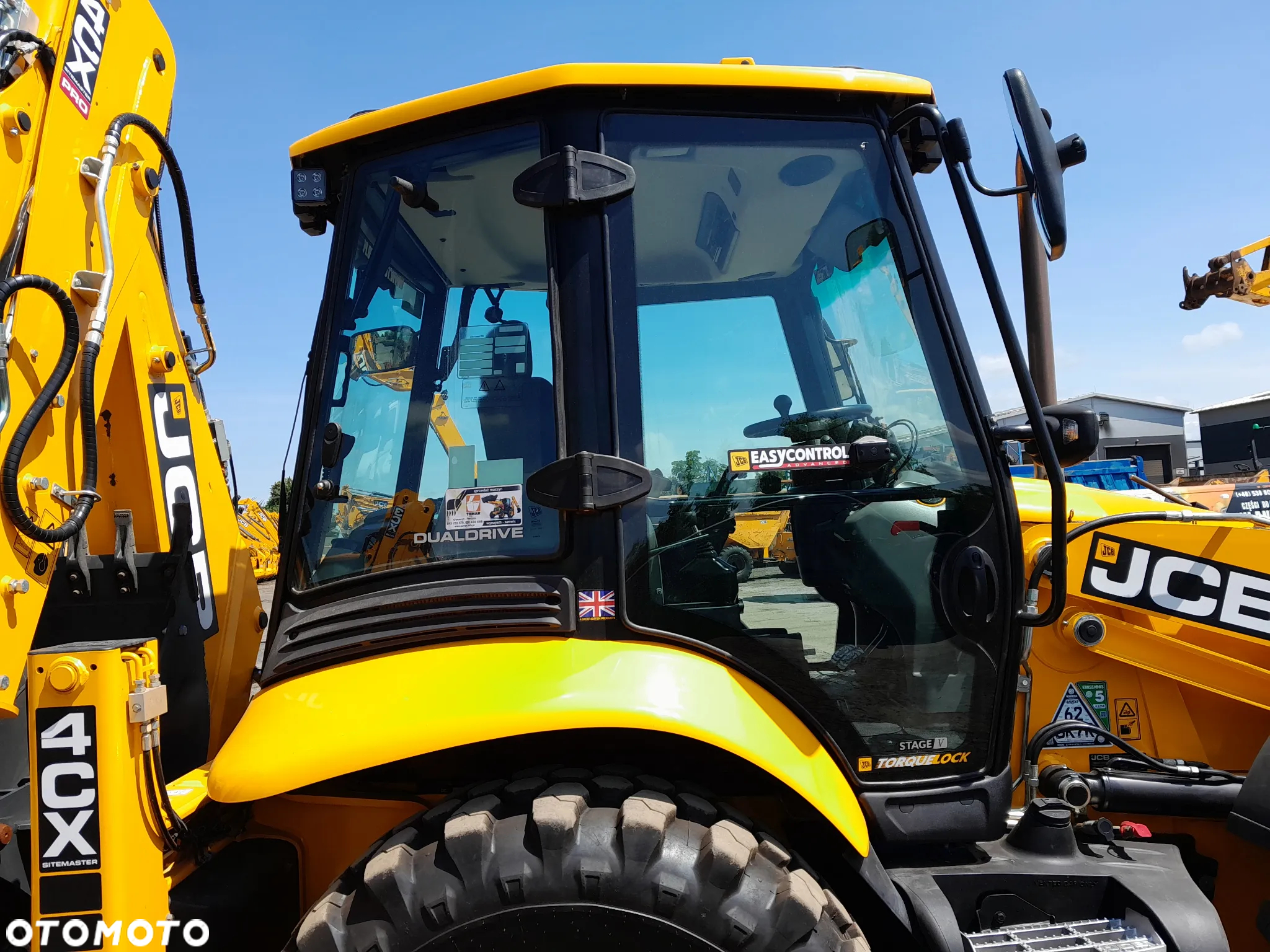 JCB JCB 4CX DUALDRIVE - 10