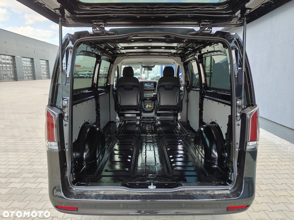 Mercedes-Benz Vito - 10