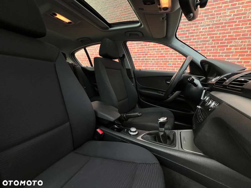 BMW Seria 1 116i - 15