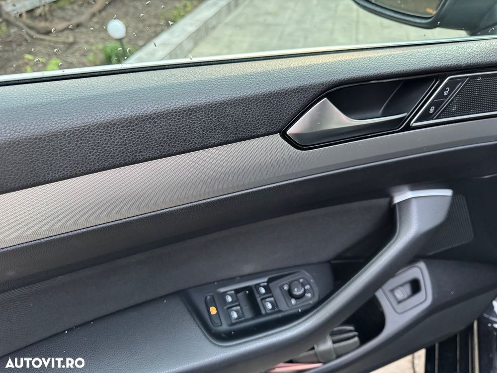 Volkswagen Passat - 13