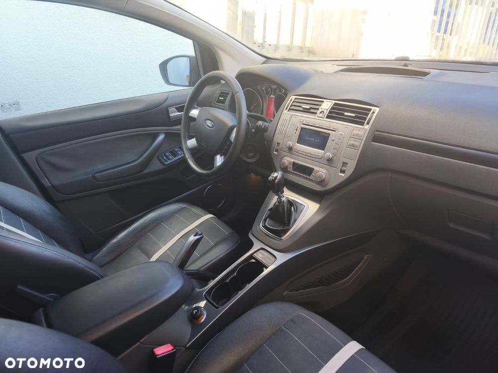 Ford Kuga 2.0 TDCi 4x4 Trend - 3