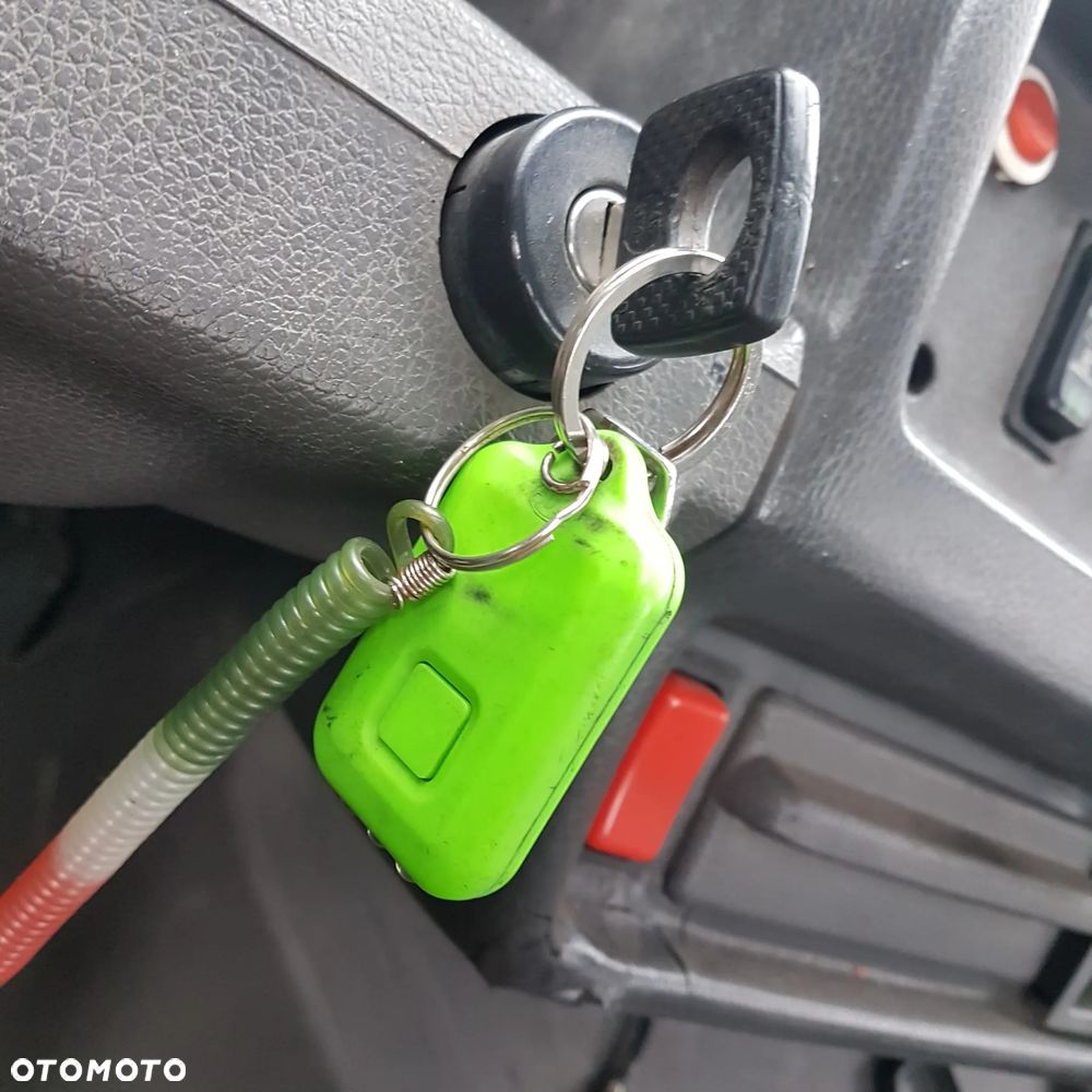 buda karoseria kwity rama paka zabudowa drzwi maska błotnik progi podłoga dach ćwiartka silnik skrzynia most mercedes w208 w207 kaczka kaczor 91 r - 33