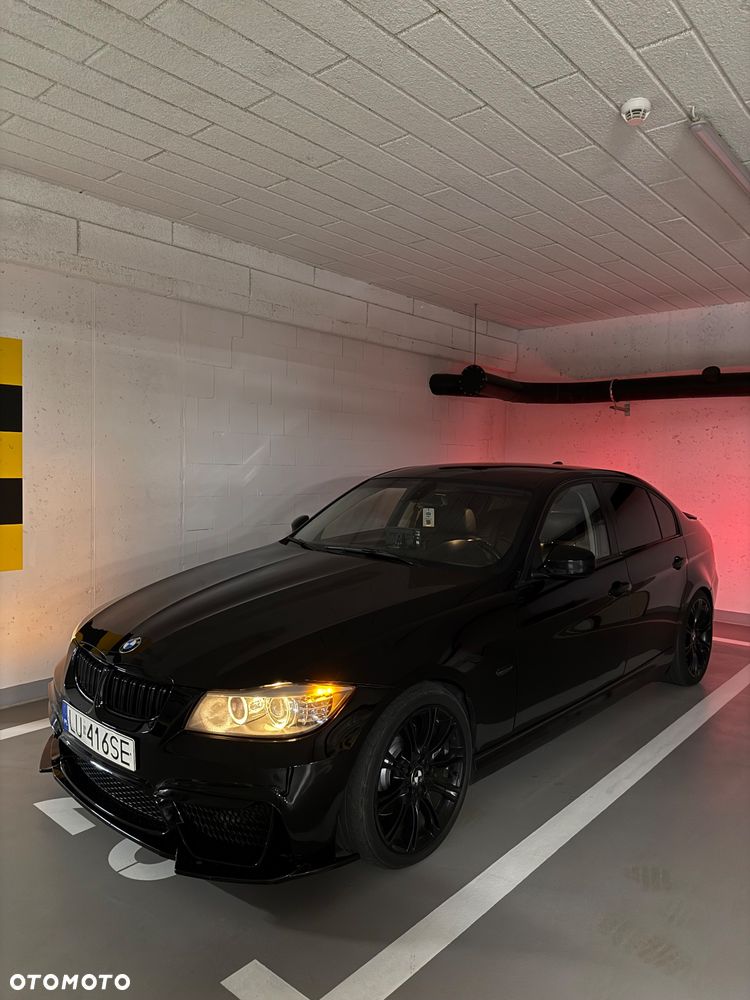 BMW Seria 3 330i - 15