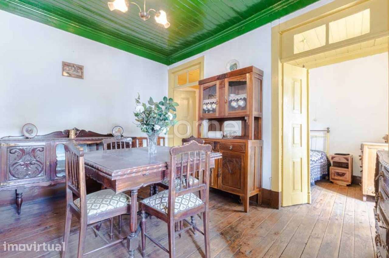 Reinvente a sua Casa no Coração de Ervedosa do Douro | 49.870 € - Grande imagem: 4/32