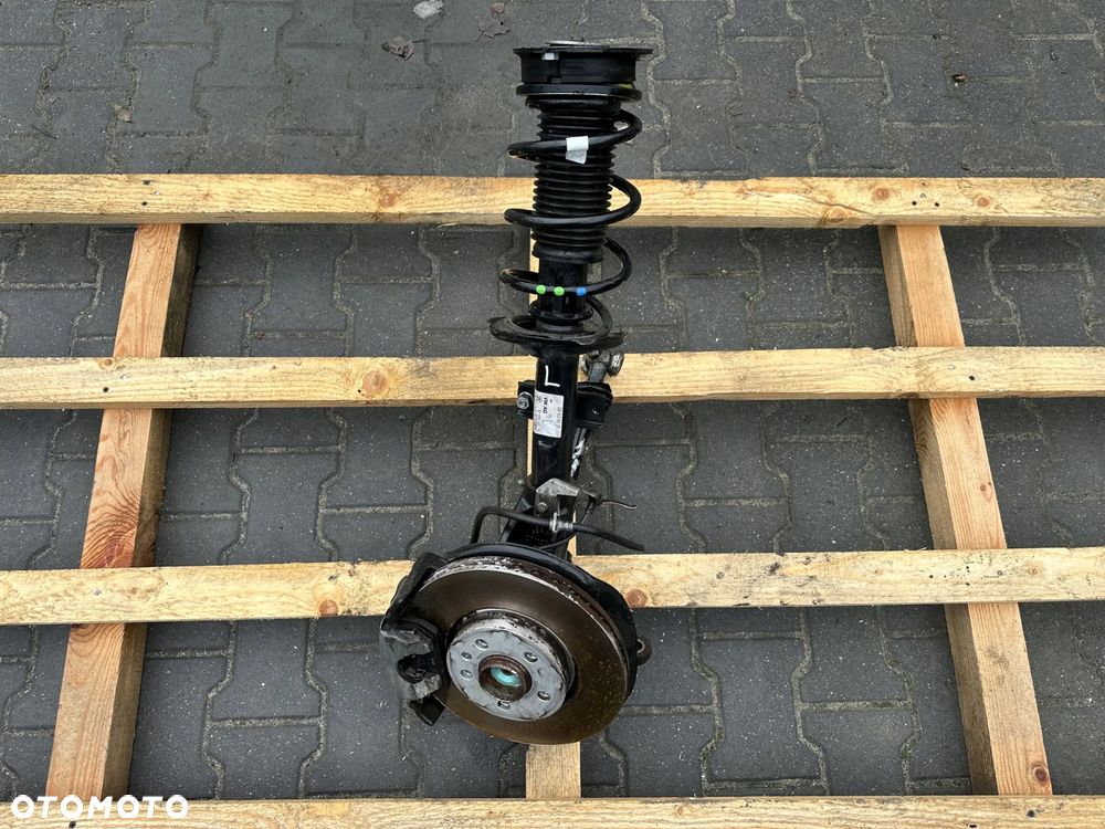 VW T-CROSS 24- PRAWY AMORTYZATOR ZWROTNICA TARCZA KOMPLET 2Q0413031 - 1