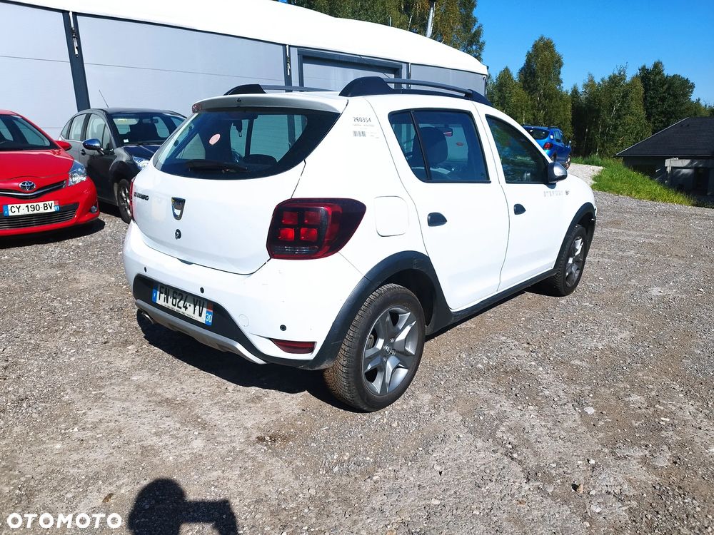 Dacia Sandero Stepway Blue dCi 95 Celebration - 8