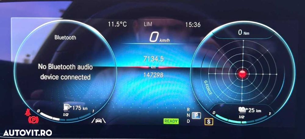 Mercedes-Benz E - 32