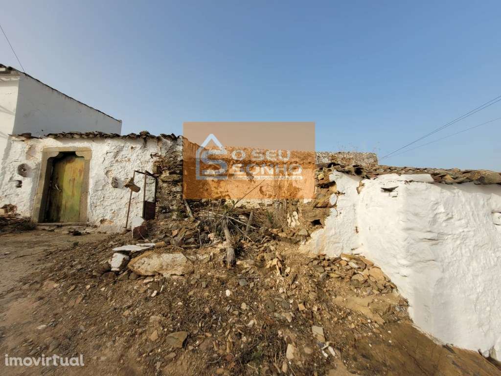 Casa Antiga para recuperar perto de São Brás de Alportel - Grande imagem: 3/10