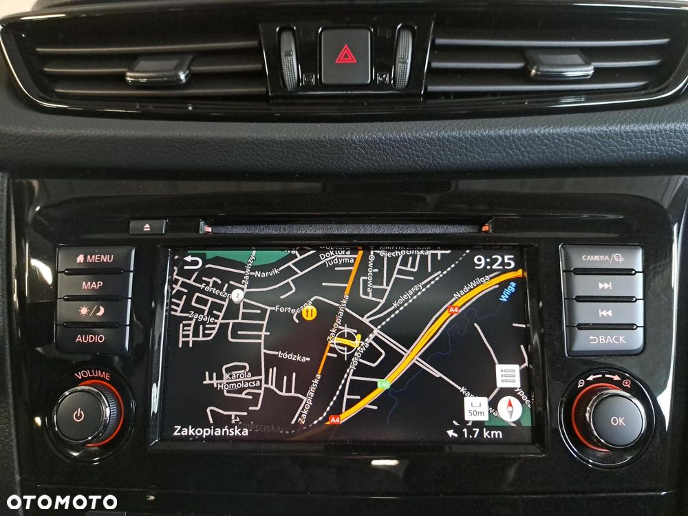 Nissan X-Trail 1.3 DIG-T N-Connecta 2WD DCT - 18