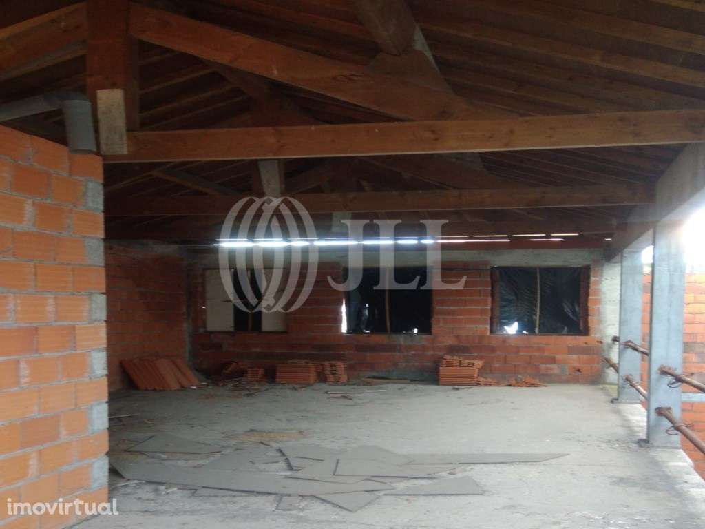 Prédio para reabilitação com projeto aprovado, na Boavista - Grande imagem: 2/9