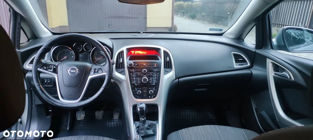 Opel Astra 1.7 CDTI Cosmo - 7