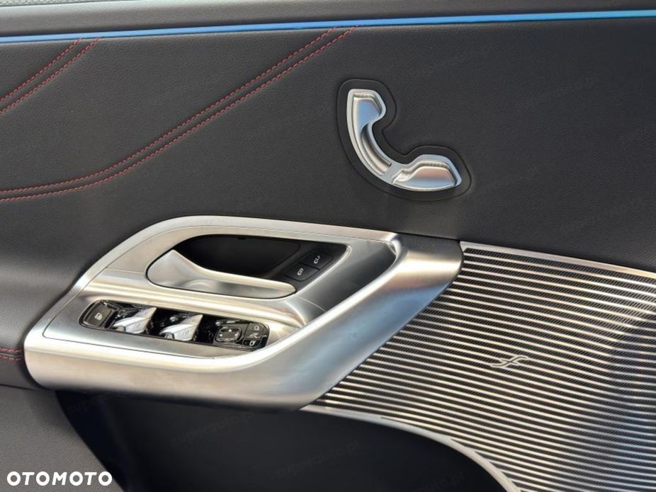 Mercedes-Benz GLC - 15