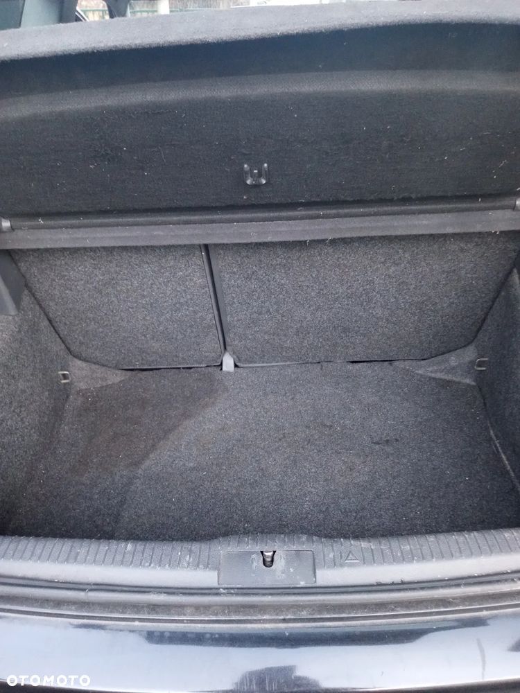 Volkswagen Polo 1.9 TDI - 8