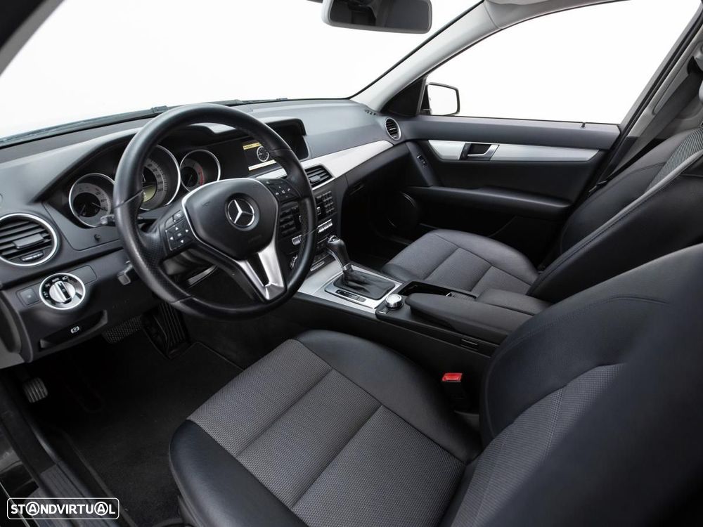 Mercedes-Benz C 220 - 6