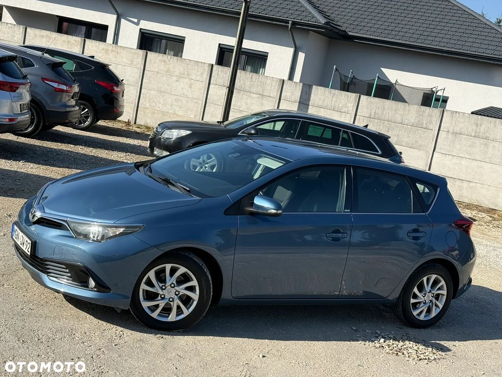 Toyota Auris 1.2 Turbo Edition S+ - 10