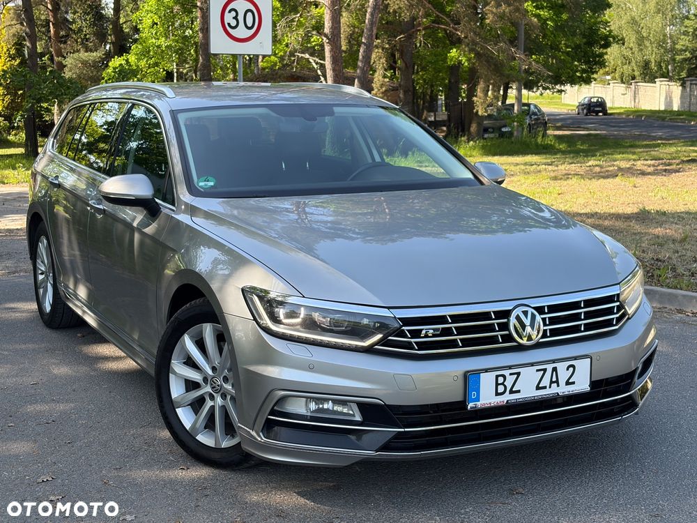 Volkswagen Passat Variant 2.0 TDI DSG (BlueMotion Technology) Highline - 30