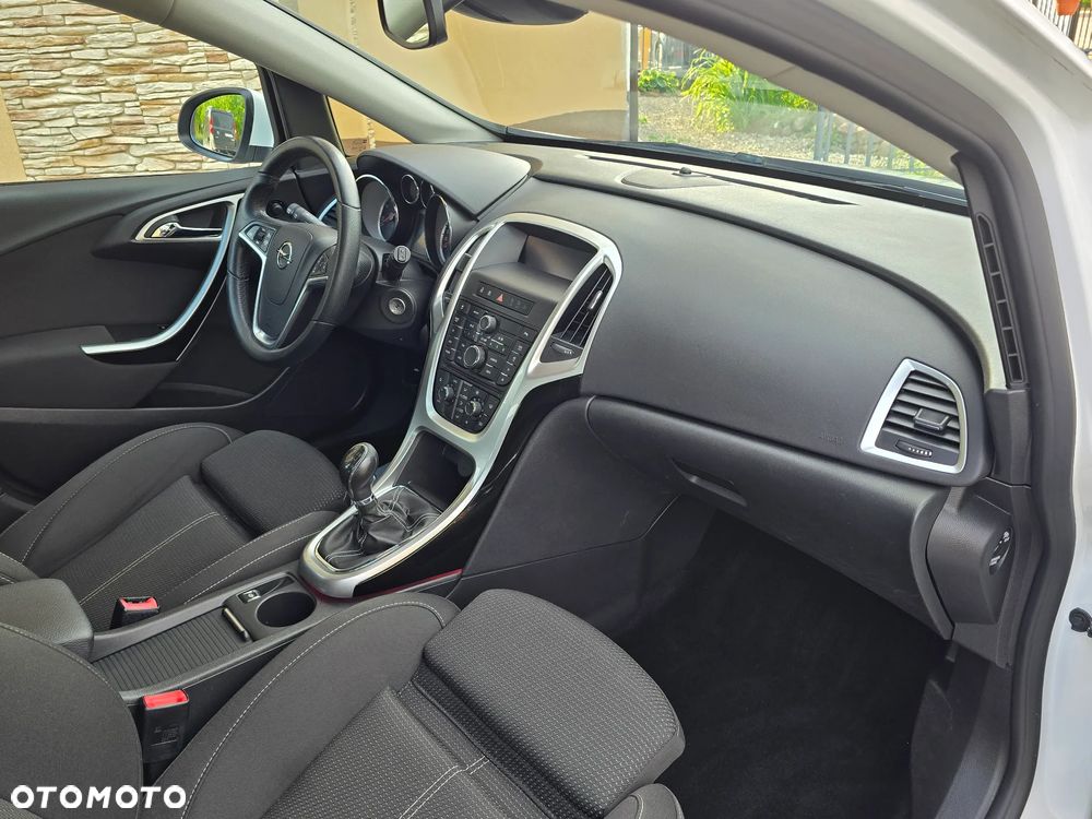 Opel Astra 1.4 Turbo - 24