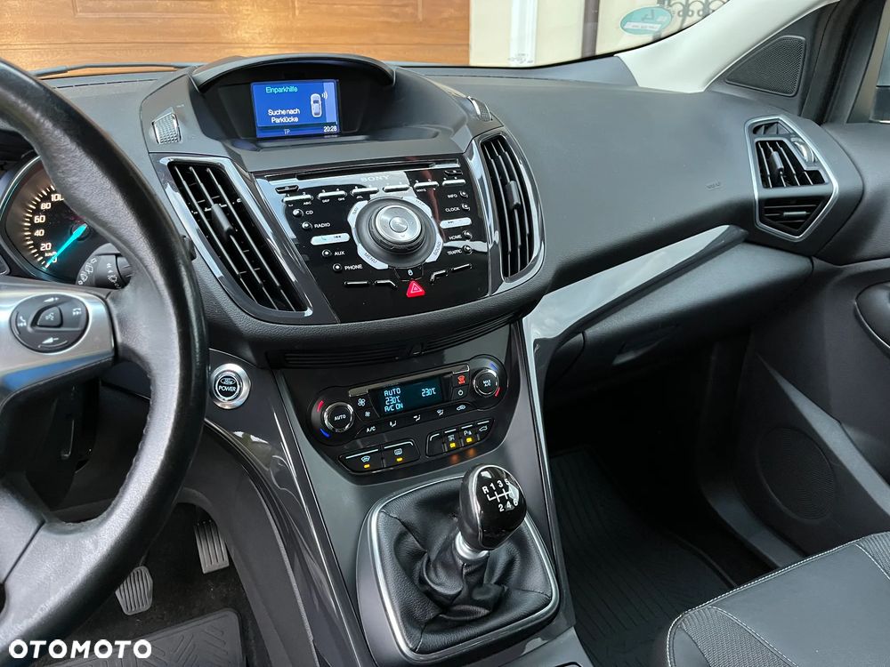 Ford Kuga 2.0 TDCi 4x4 Individual - 31