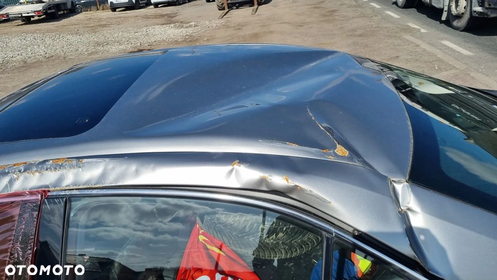 Lexus IS 300h Elegance - 23