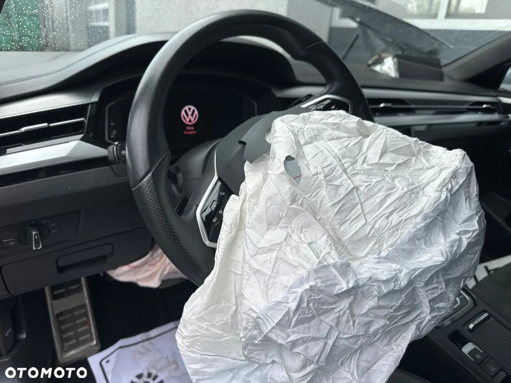 Volkswagen Arteon 2.0 TSI Essence DSG - 17