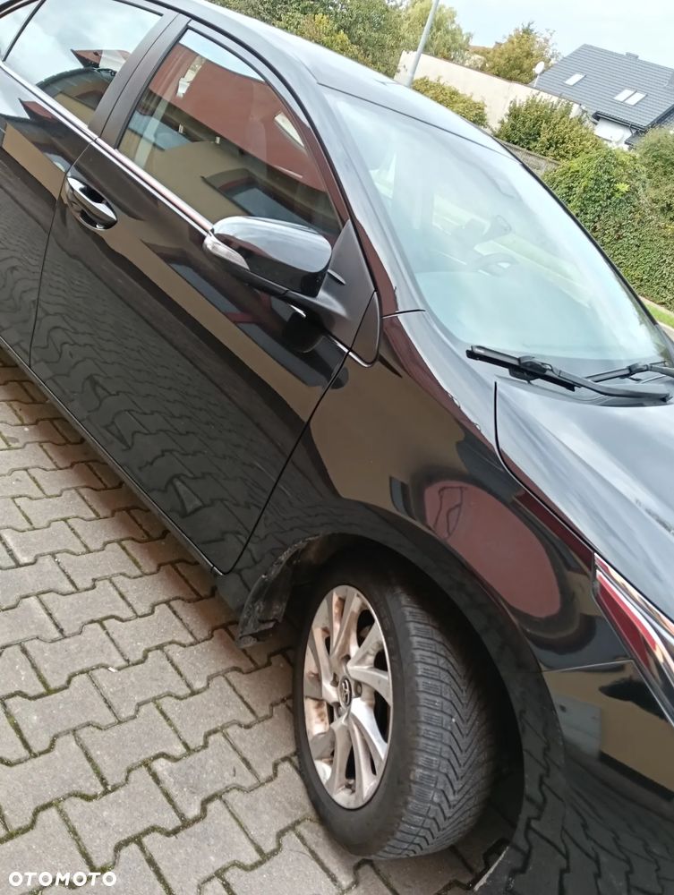 Toyota Corolla 1.6 Active - 14