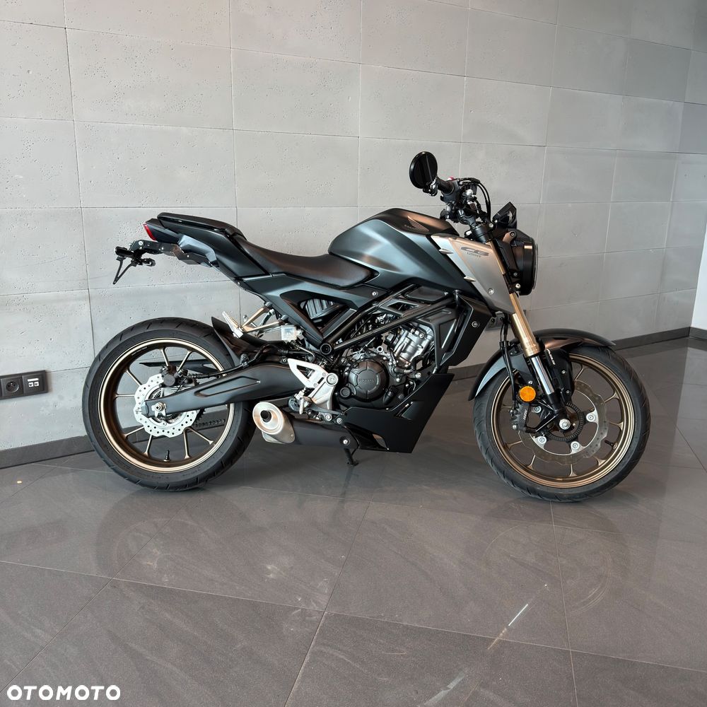 Honda CB - 2