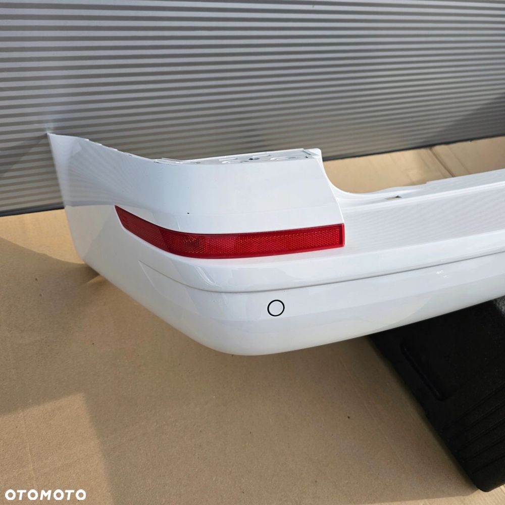 VW T6 zderzak tył biały LB9A PDC IDEALNY - 2