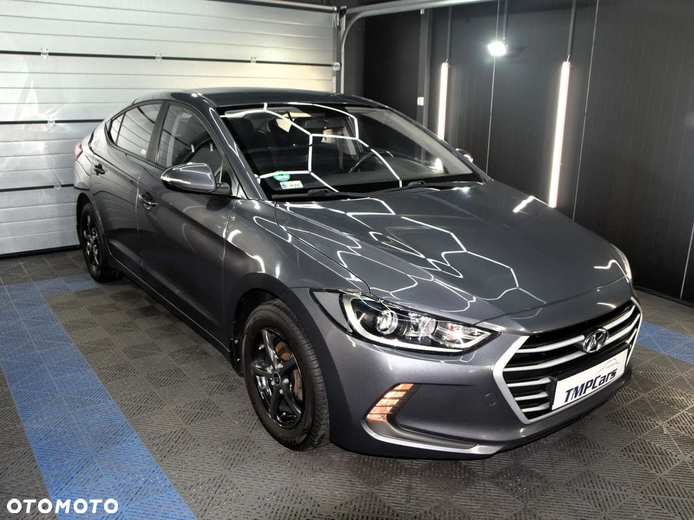 Hyundai Elantra 1.6 Classic Plus - 20