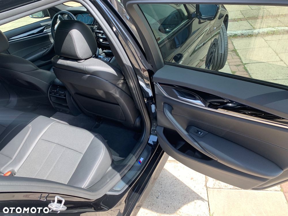BMW Seria 5 520d M Sport sport - 14