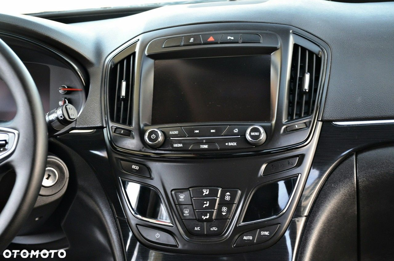 Opel Insignia - 22