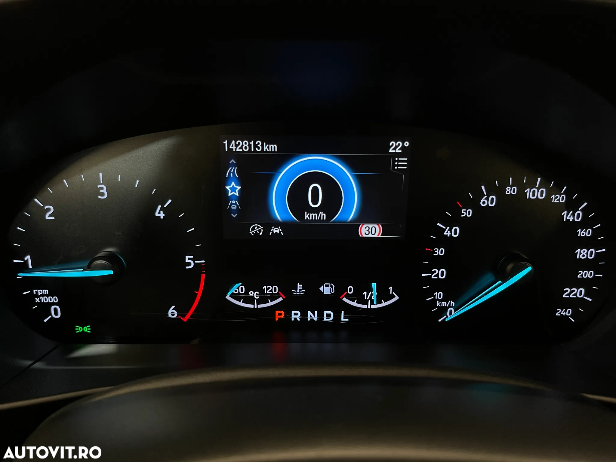 Ford Focus 2.0 EcoBlue Titanium - 32