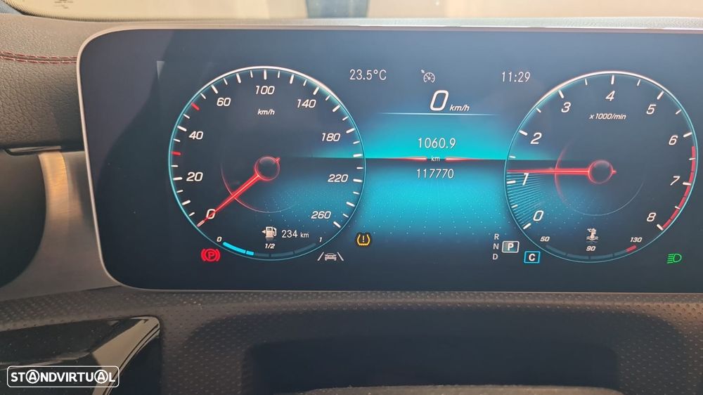 Mercedes-Benz CLA 200 Shooting Brake AMG Line Aut. - 3