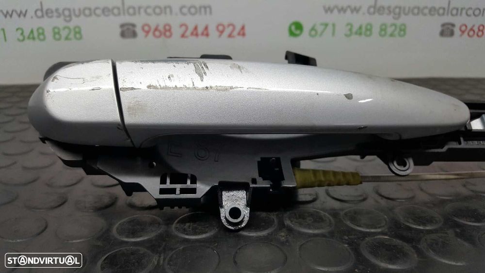 PUXADOR EXTERIOR FRENTE DIREITO BMW SERIE 1 BERLINA (E81/E87) 120D - 5