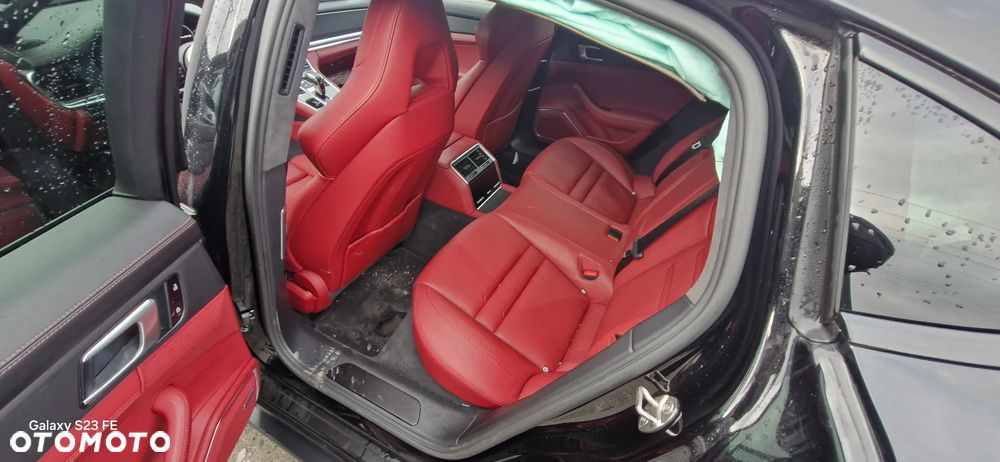 Porsche Panamera - 19