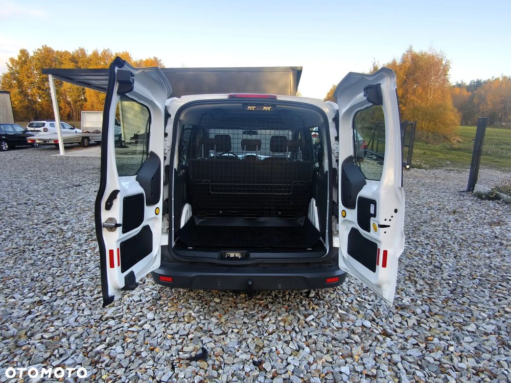 Ford Transit Connect - 17