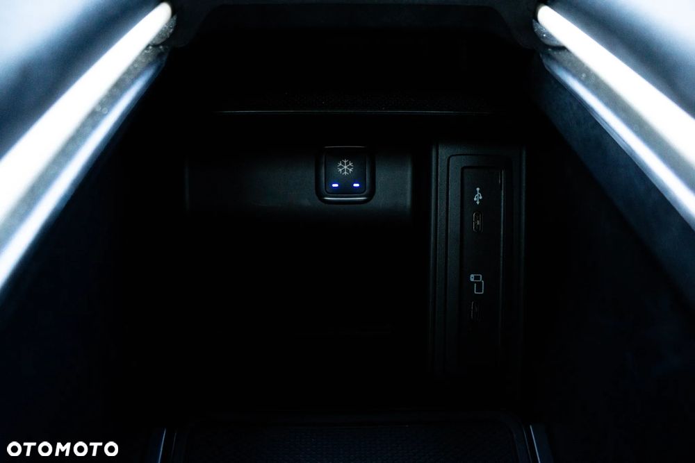 Mercedes-Benz Klasa V 300 d 4-Matic 9G-Tronic Avantgarde (d³ugi) - 24